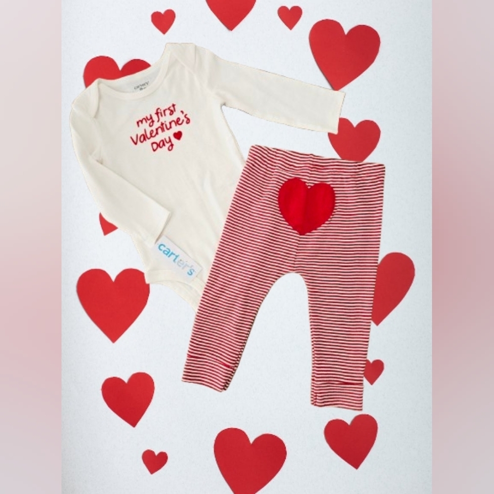 Carter’s Baby Girl Valentine Set 9M NWT Heart Print Bodysuit Leggings